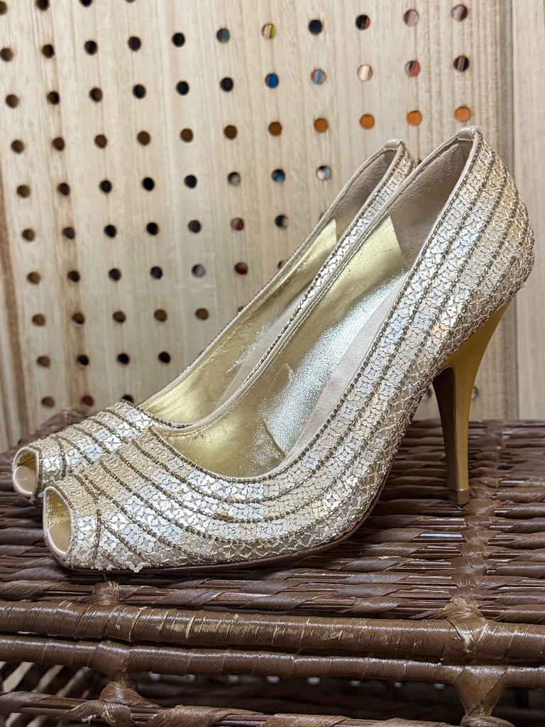 Sergio Rossi Gold Glitter Peep Toe Heels Made In Italy 38.5